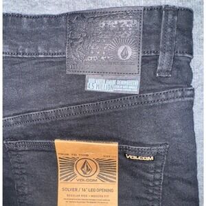 Volcom Mens Solver Modern Straight Stretch Denim Black Jeans Dark Wash 34x30 NEW